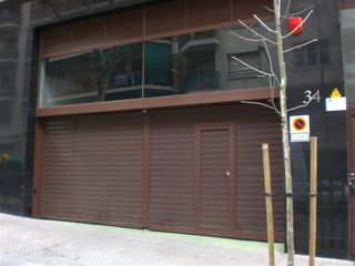 Motorradparkplatz in CALLE PAU ALSINA 34
