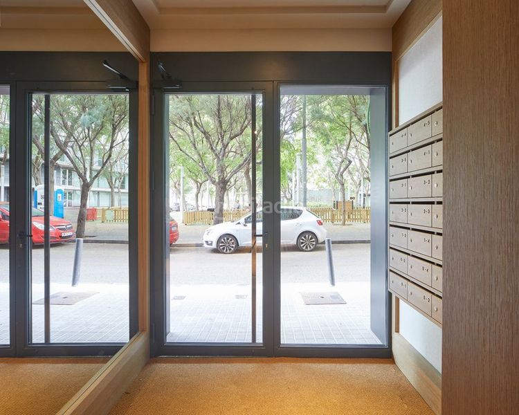 Foto d56cc7d9-d108-4ec5-87be-8cec240de82c. Miete etagenwohnung in calle bacardi 40 in Santa Eulàlia Hospitalet de Llobregat (L´)
