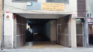 Lloguer Aparcament cotxe a Calle bisbe laguarda 6