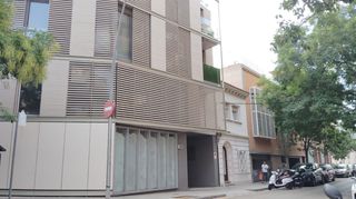 Autoparkplatz in CALLE MODOLELL 56