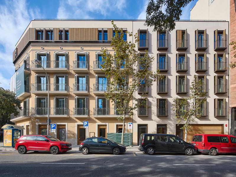 Foto 6eaa1e25-5d3b-4c2d-81ef-14d45a55bdc4. Promoción PISOS VALÈNCIA - ROGENT en Barcelona. Edificio viviendas de obra nueva