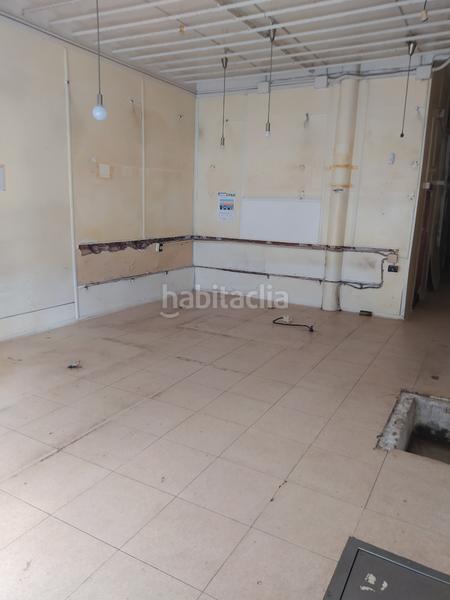 Foto 48bfcaea-c4e2-4ff8-ad68-c8f61f88ff94. Alquiler local comercial en plaça de cuba 1 local en plaza de cuba, oportunidad de tener su negocio y la vivienda arriba en Mataró