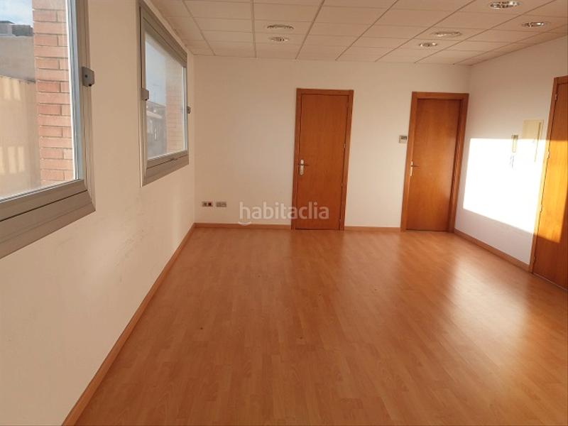 Foto 2ee5e53b-e371-423b-898f-e2f12de19188. Miete büro in carrer d'altafulla 8 in Centre Mataró