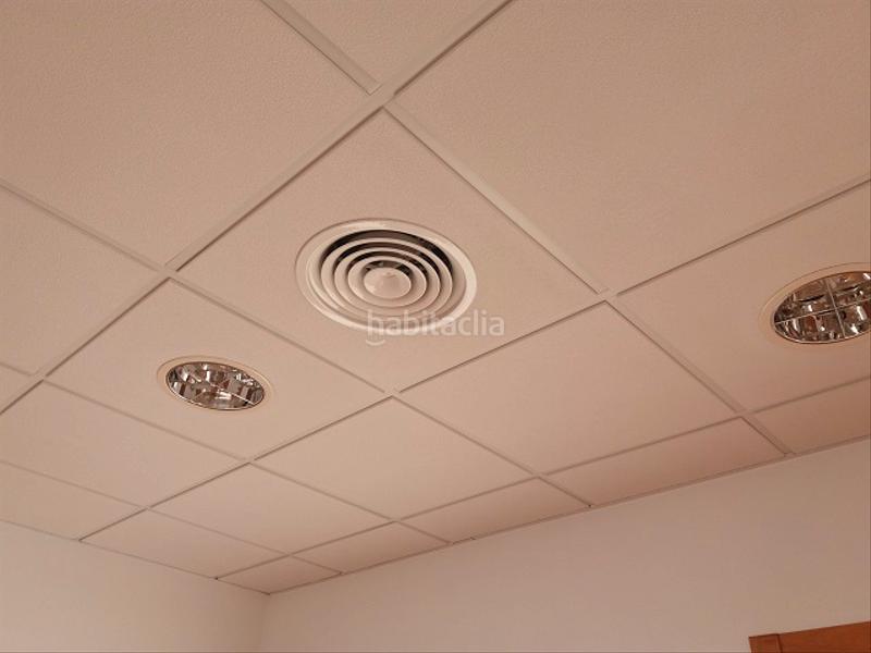 Foto d37e7878-38c5-4acc-81b1-2d4f9a63e782. Rent office space in carrer d'altafulla 8 in Centre Mataró