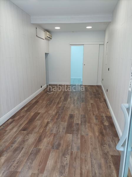 Foto 09df524e-f076-46c0-93c8-8b3002c73b16. Lloguer local comercial a carrer de sant benet 70 a Mataró