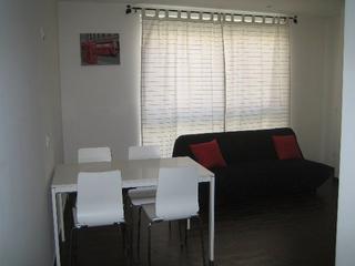 Location Appartement  Camí ral de la mercè 365. Piso de 1 habitación exterior