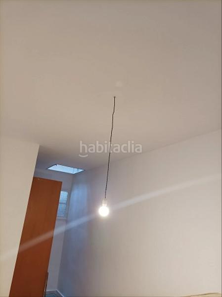 Foto 5625ac4e-f21e-42d3-adad-b2e6d30566ff. Alquiler casa en plaça de cuba 1 casa con patio reformada con mucho encanto en Mataró