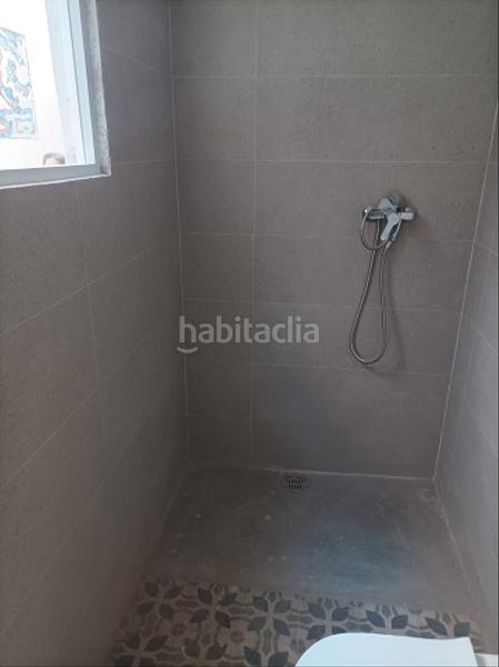 Foto b96ab22c-6bce-4f7e-b8eb-59261ebd1f49. Alquiler casa en plaça de cuba 1 casa con patio reformada con mucho encanto en Mataró