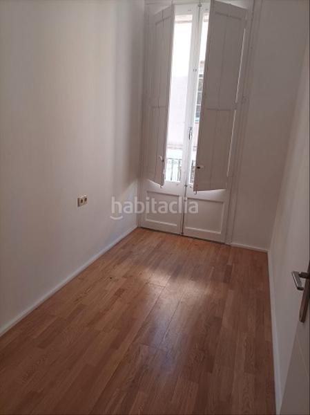 Foto 0013381a-4905-49dc-8b39-03da74002047. Rent house in plaça de cuba 1 in Centre Mataró