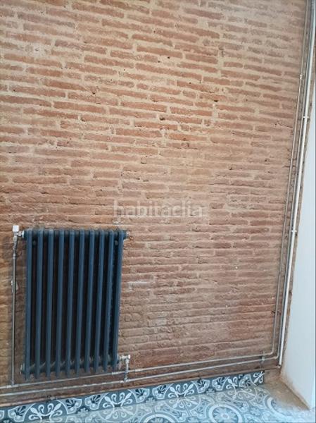 Foto 36f9ebf6-95b0-4256-97f3-84e65d494c45. Rent house in plaça de cuba 1 in Centre Mataró