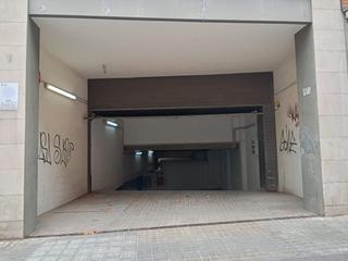 Miete Autoparkplatz  Carrer del músic jaume isern 60. Parquing  para coche de facil acceso