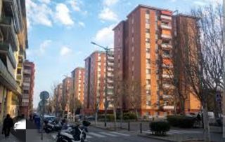 Locale commerciale in Ronda francesc macià 60. Local comercial muy economico en calle muy comercial