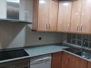 Appartamento  Carrer d'enric prat de la riba 112. Piso de 3 habitaciones con terraza