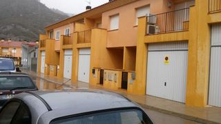 Casa adossada en Alfara de Carles. Casa adosada a la venta en alfara de carles
