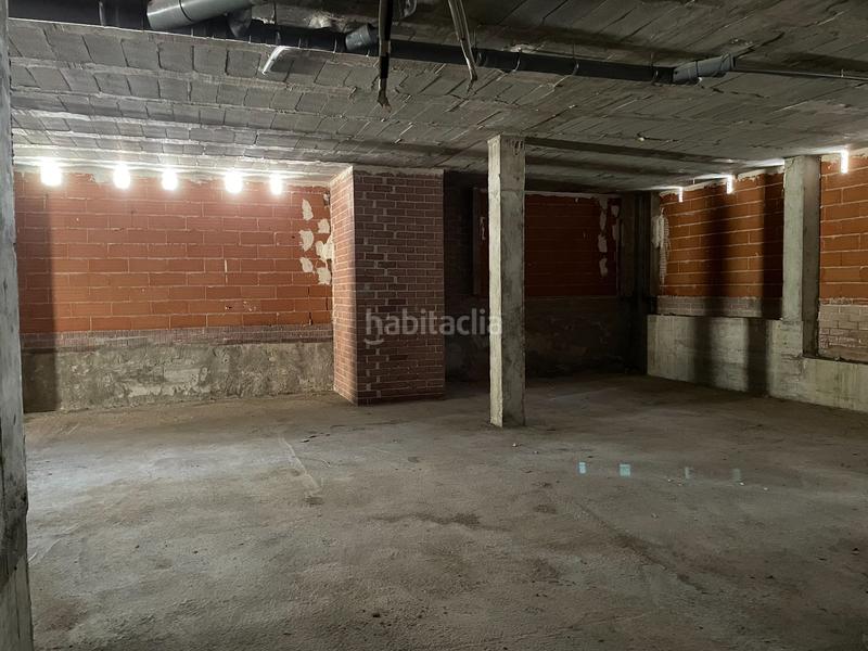 Foto 7ab2936d-5cb3-4b6c-a9b8-eabe8788b1bf. Lloguer local comercial a Centre Tortosa