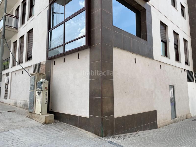 Foto 98ee1d7e-13c9-4c19-bd34-abbd965c4783. Lloguer local comercial a Centre Tortosa