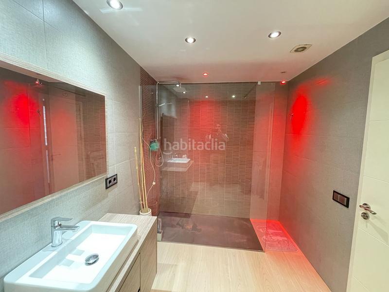 Foto c5cef7a1-5e2c-40fb-b5ef-f3baad5fcc4b. Casa amb calefacció a Centre Tortosa