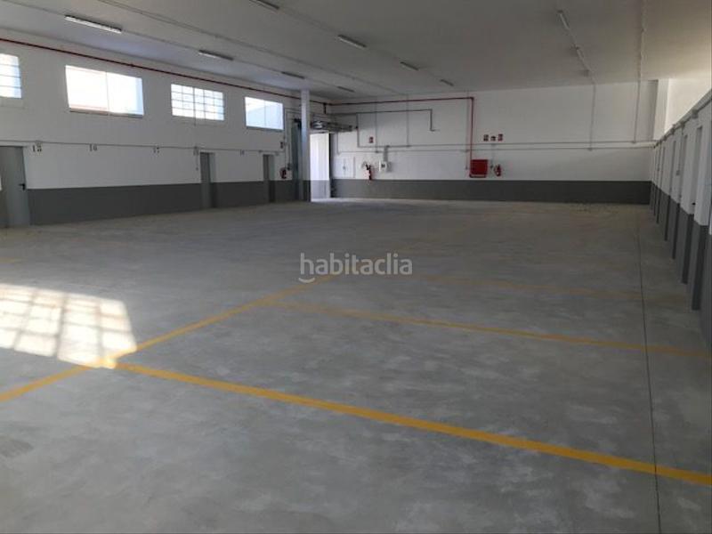 Foto 5331c52e-0894-4f2d-ac48-7ba50192a5d2. Alquiler parking coche parquing con trastero en alquiler en Roquetes