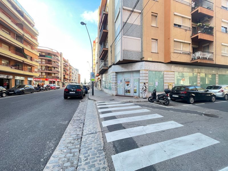 Foto bb1380fc-565a-4251-a0e6-43b8905e5edc. Rent business premise in generalitat 102 in Temple Tortosa