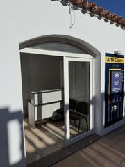 Miete Büro in Arenal d´en Castell. Fantástica oportunidad oficina comercial junto a la playa de sar