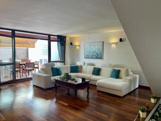 Casa a Tanques del Carme-Fort de l´Eau. Casa de calidad reformada con apartamento independiente, terraza