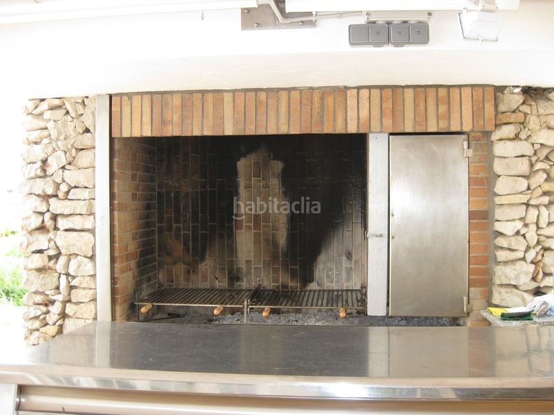 Foto dacc4027-6a8a-45b2-860d-aaa1a28ab14a. Edifici a Arenal d´en Castell Es Mercadal