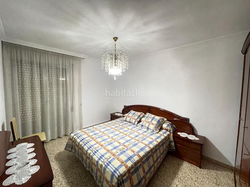 Foto fc2055f8-78d5-4d3f-b218-cddf467557b5. Alquiler piso en Roquetes