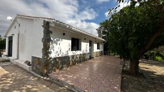 Location Maison  Parellades. Chalet en alquiler en roquetes