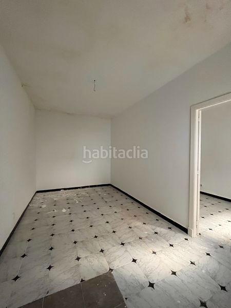 Foto ecab838f-5baa-425d-b6b8-710c3a6b47d3. Edifici a Centre Històric Maó / Mahón