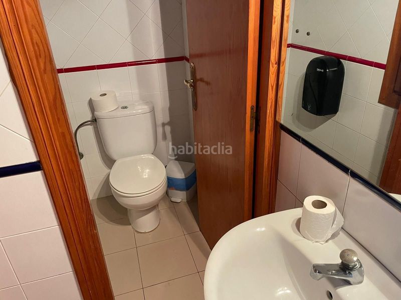 Foto d85a2ab0-98a2-4215-9315-027a5cd045e2. Local comercial a Roquetes