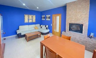 Haus  La reus. Se vende casa en planta baja con almac�n