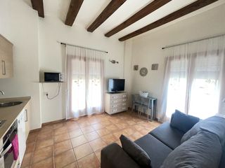 Etagenwohnung in Tivenys. Se vende piso en tivenys