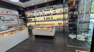 Local Comercial  Joan miró. Cafeteriapasteleria en traspaso, tortosa  voraparc
