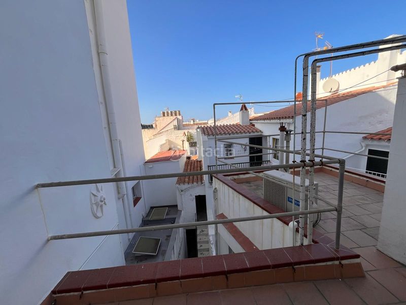 Foto b98300cf-1a6b-4435-98e5-58cb5c5dbff3. Casa amb calefacció a Centre Històric Maó / Mahón