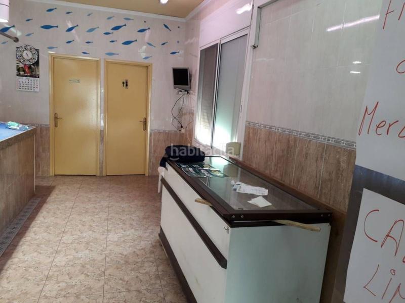 Foto fd3f5782-cac4-47cf-b70b-fce253fc5f41. Lloguer local comercial a Poble Nou Sabadell