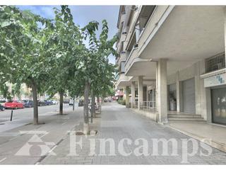 Lloguer Local Comercial  Via alexandra. Local comercial en  via alexandra