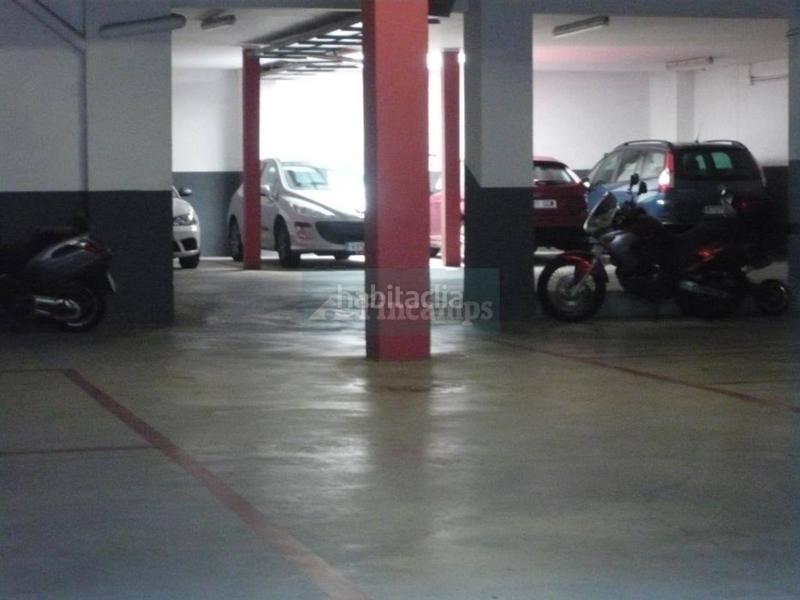 Foto eb4d9e24-4ab3-4edf-a105-741438e4d7c0. Location parking voiture dans Gràcia Sabadell