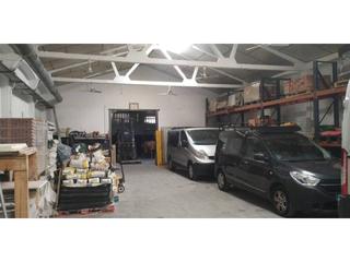 Nau industrial  Carrer del doctor balari. Fincamps comercializa esta fantástica nave industrial en la zona