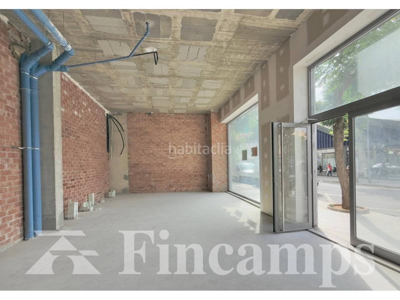 Foto 4b863041-b64a-42c3-ab93-2b564c463197. Alquiler local comercial en brutau 139-169 local en alquiler en Eixamplesant oleguer en Sabadell