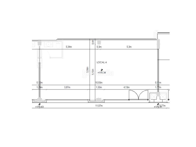 Foto c538e94f-82a0-4e41-bd70-ffd12f22a12f. Alquiler local comercial en brutau 139-169 local en alquiler en Eixamplesant oleguer en Sabadell