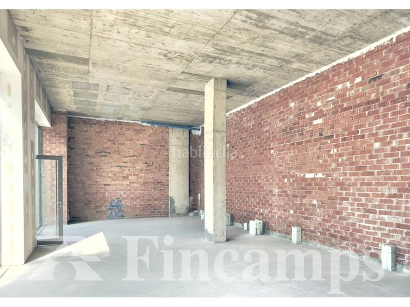 Foto 5d180727-f96e-430d-92f7-e8a554008f3f. Lloguer local comercial a brutau 139-169 a Eixample Sabadell