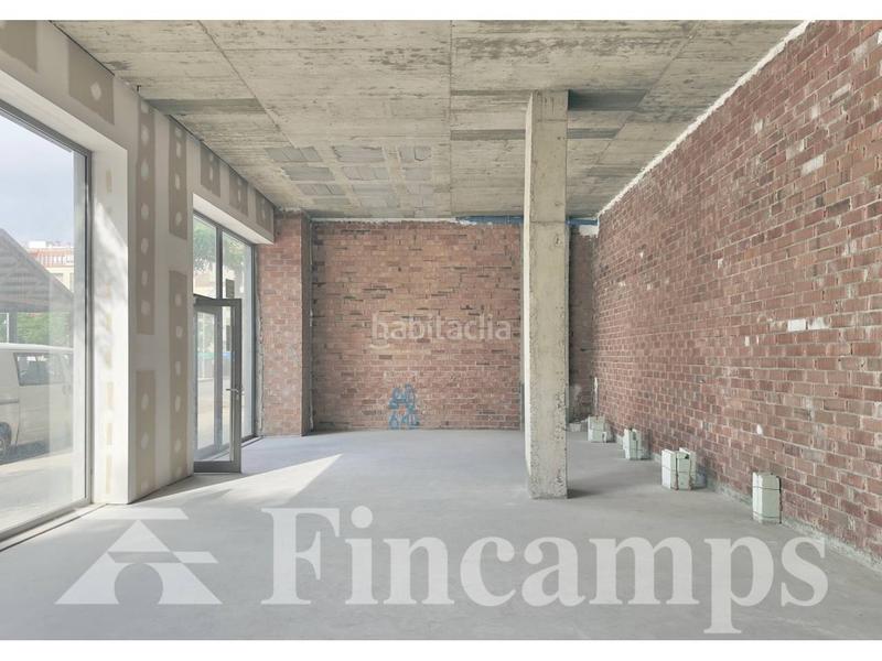 Foto c8f92041-f9d0-4785-a175-0b1c3b2c5eb4. Lloguer local comercial a brutau 139-169 a Eixample Sabadell