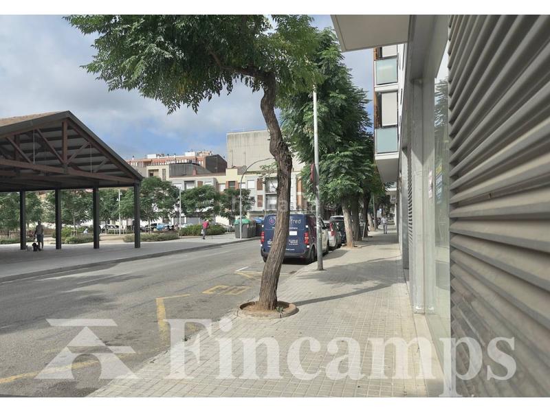 Foto e9f9c243-e219-4d15-b347-011e48cd9e6a. Location local commercial dans brutau 139-169 dans Eixample Sabadell