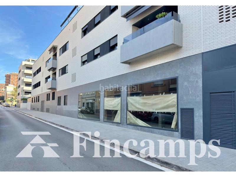 Foto a29e01e8-0449-4df8-ad82-c6eb3811d3ef. Lloguer local comercial a Creu Alta Sabadell