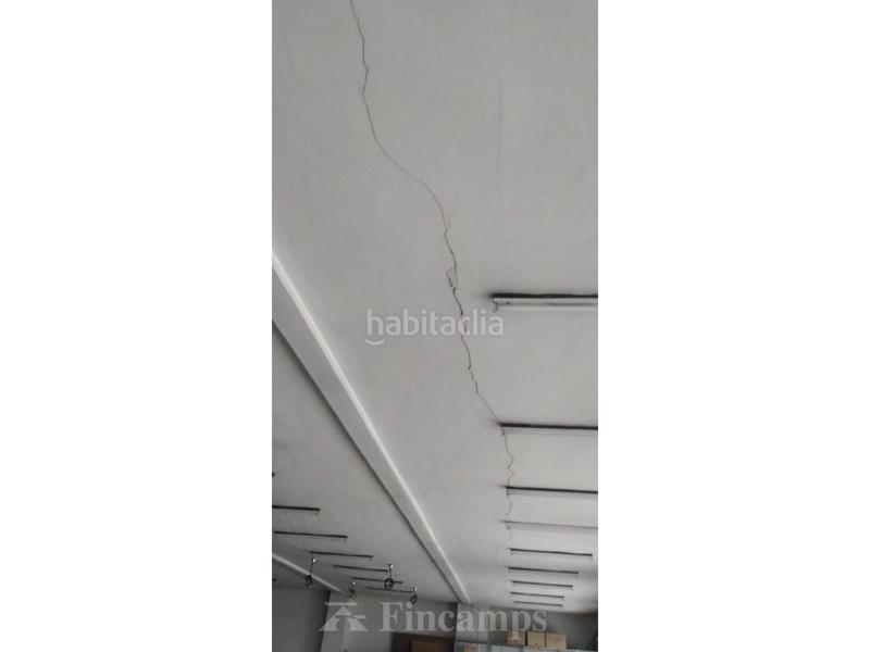 Foto 9ca8dfda-bdbd-4c88-96a9-4b704a4fabf9. Bâtiment à usage industriel dans Gràcia Sabadell