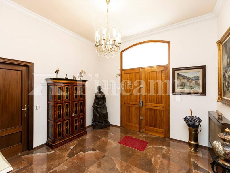 Foto 6402ca69-6b90-4a9b-a0b1-c0beabf563e5. Casa propiedad señorial con facha modernista en Centre Sabadell