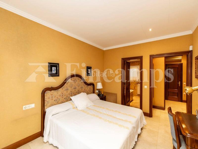 Foto 848bd8e8-b195-45be-850b-da7ceea60eec. Casa propiedad señorial con facha modernista en Centre Sabadell