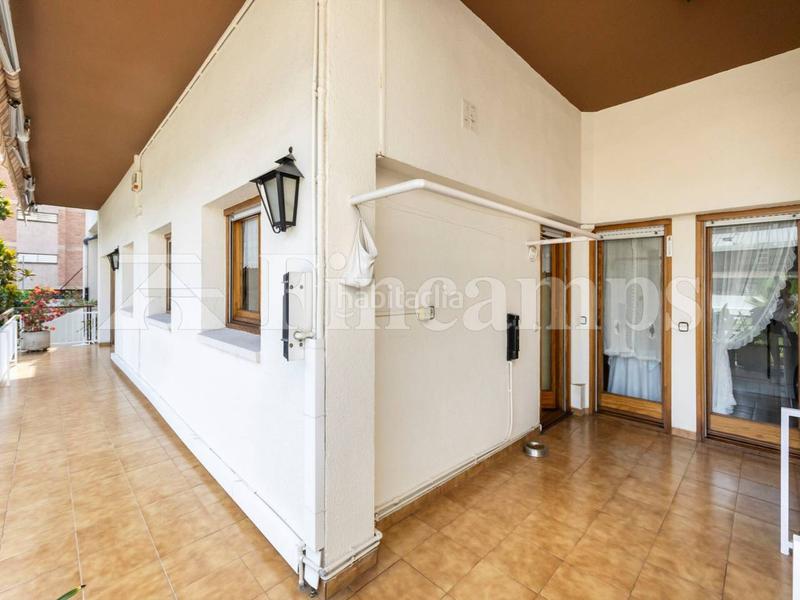 Foto e8b364c7-25a0-4d48-b2ed-5a9e48301644. Casa propiedad señorial con facha modernista en Centre Sabadell