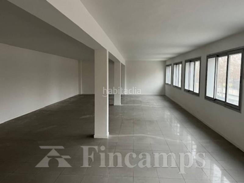 Foto 76e8ad9b-7874-47ad-9224-e5f58ab48c58. Rent industrial building in Parc Central Barberà del Vallès