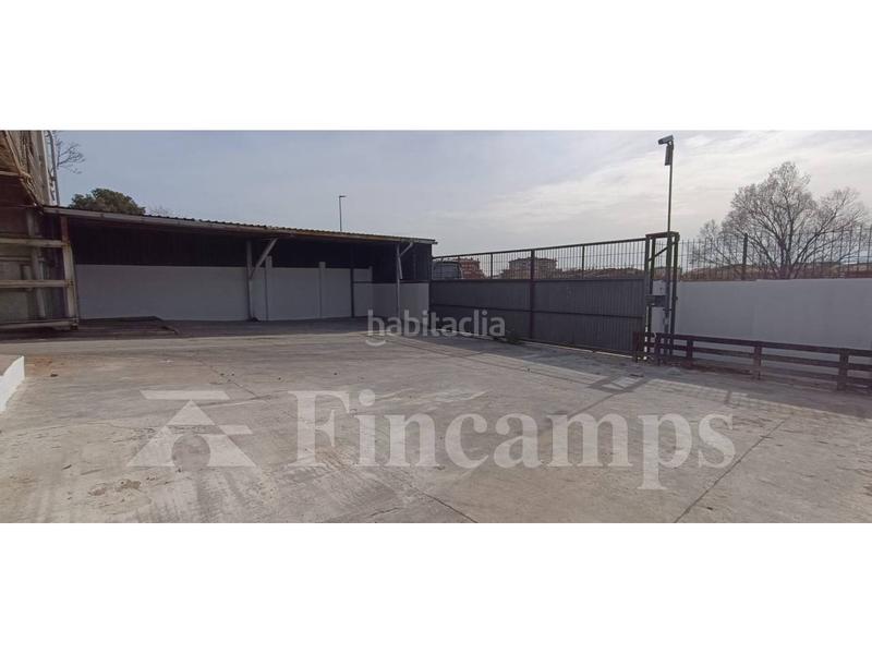 Foto 96c41d61-0273-4ecb-aa85-cb0d77532256. Rent industrial building in Parc Central Barberà del Vallès
